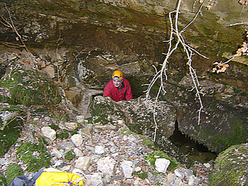Entrada a Cueva